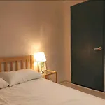 Hongik Univ 2Room 4Bed 1Bedper1Person