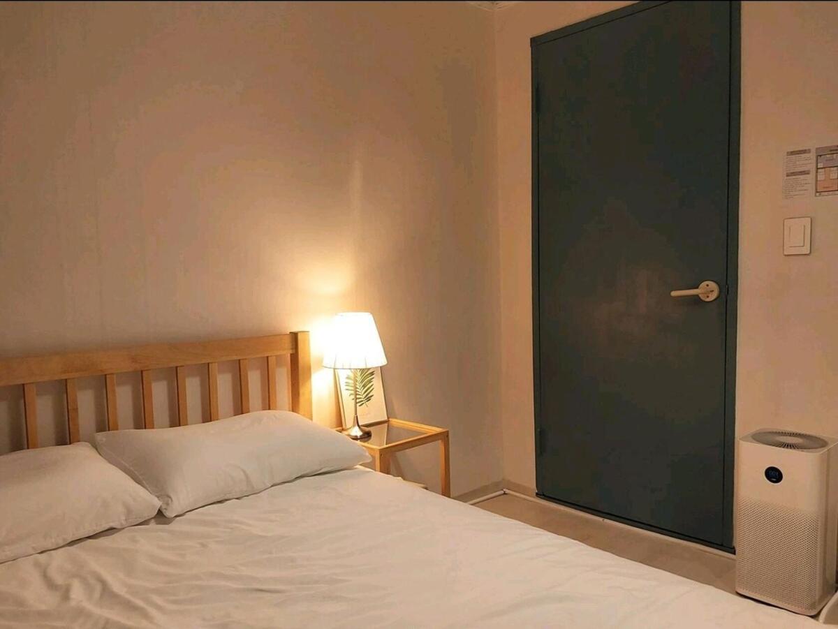 Hongik Univ 2room 4bed 1bedper1person Apartment *