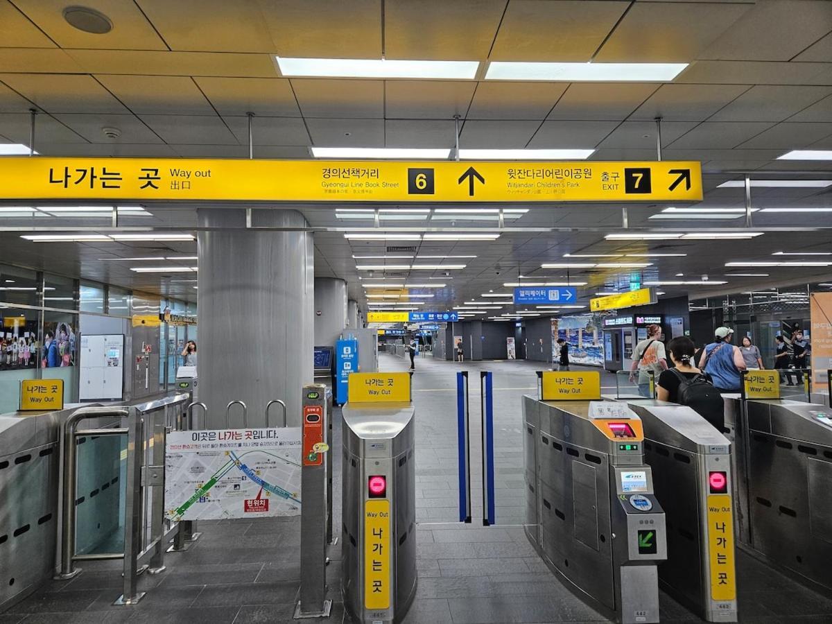 Hongik Univ 2room 4bed 1bedper1person Apartment Seoul